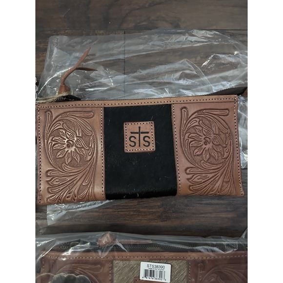 STS Ranchwear Wallet Yipee Kiyay Clutch Wallet Leather/Cowhide New - Picture 4 of 12